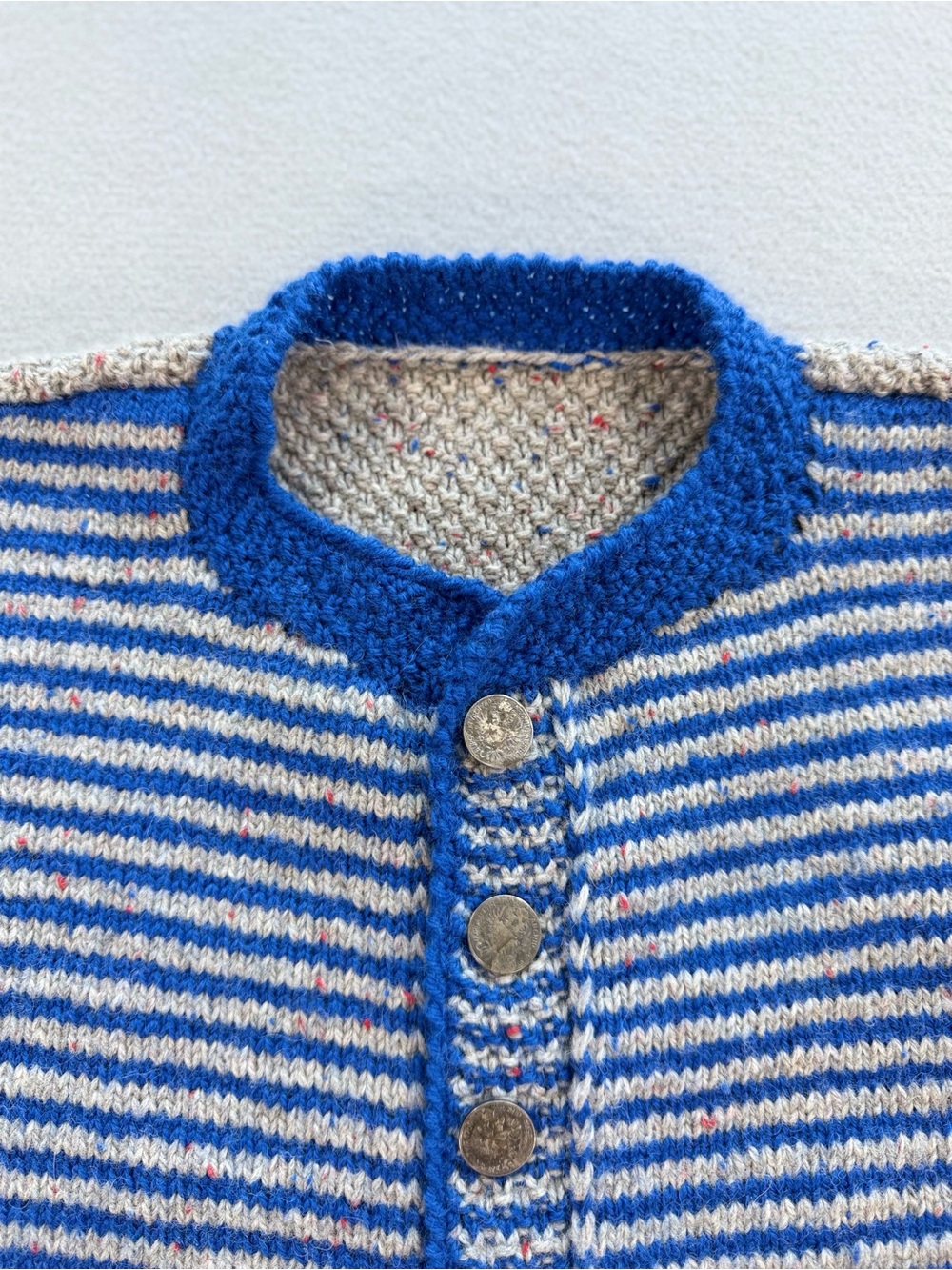 Handmade 100% Wool Cardigan Antique Buttons Est. Medium - Picture 5 of 7